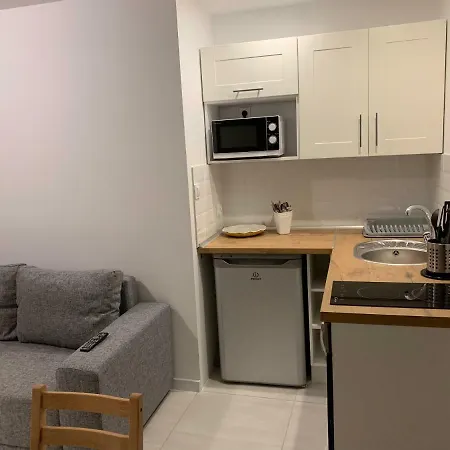 팜스테이 Sarnia Polana Kostrzyca